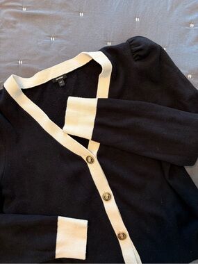 Express Puffed Sleeve Cardigan